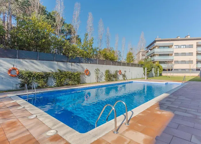 With Pool In Quiet Area * Tossa de Mar