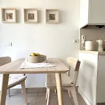 Lets Holidays With Pool In Quiet Area Apartmán