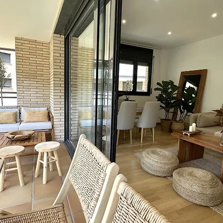 Lets Holidays With Pool In Quiet Area Apartmán